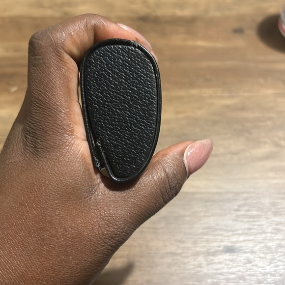 Burberry Sunglasses Case - Picture 4 of 8